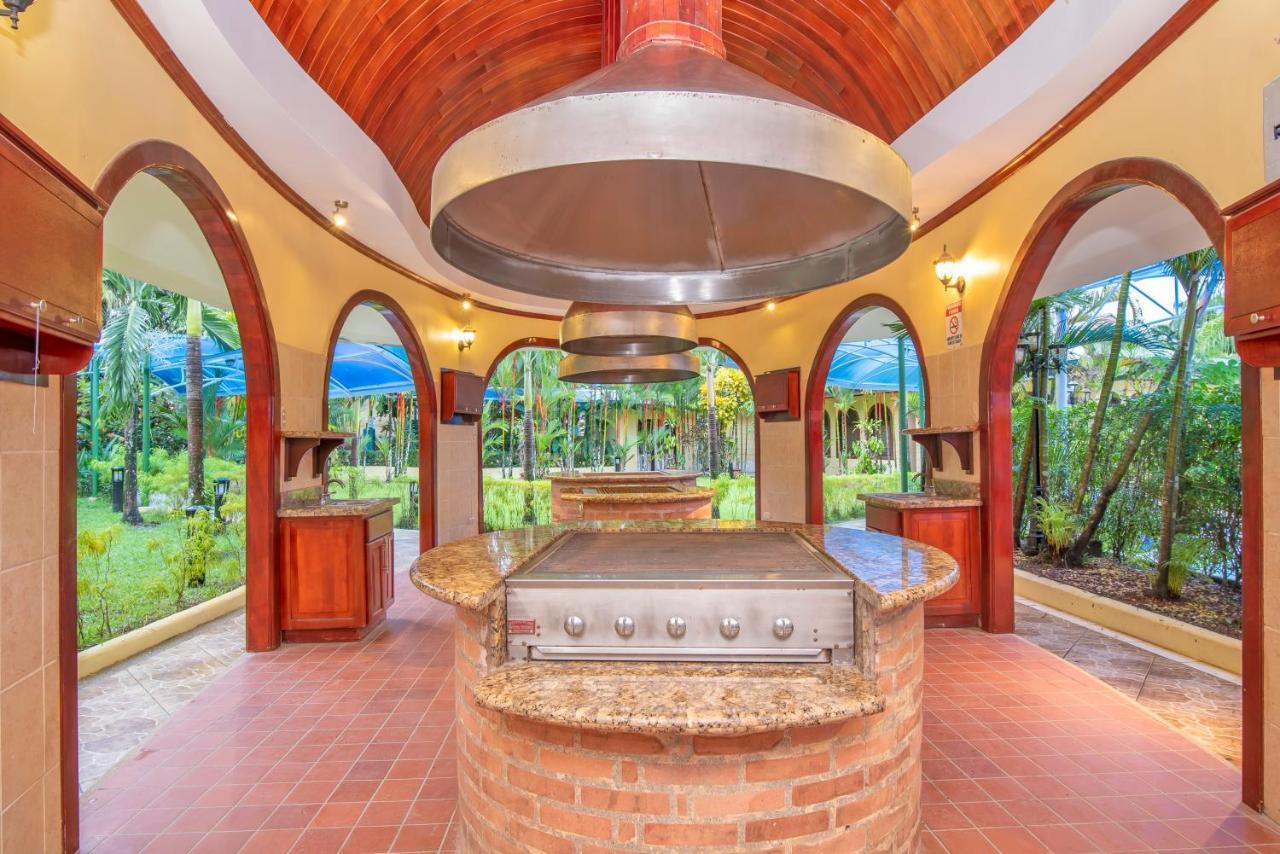 Hotel Casa Roland Golfito Resort Exterior photo